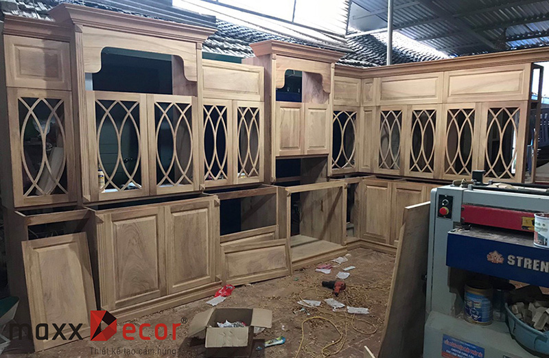 Thiết kế tủ bếp gỗ gõ cao cấp