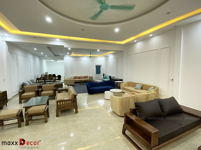 Hoàn thiện nội thất showroom Ninh Bình