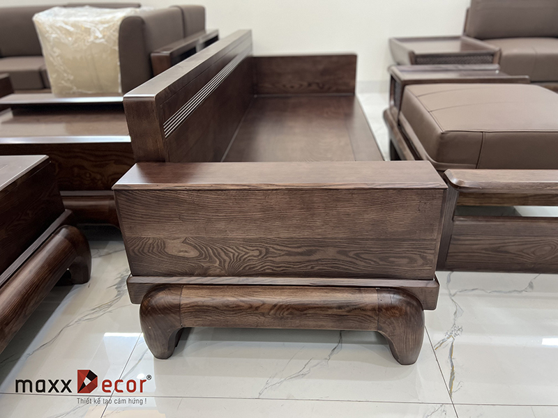 Review sofa gỗ tự nhiên cao cấp tại showroom maxxDecor