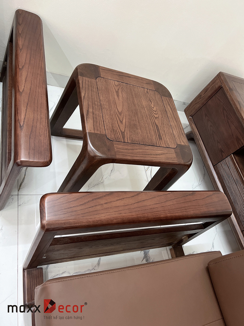 Review sofa gỗ tự nhiên cao cấp tại showroom maxxDecor