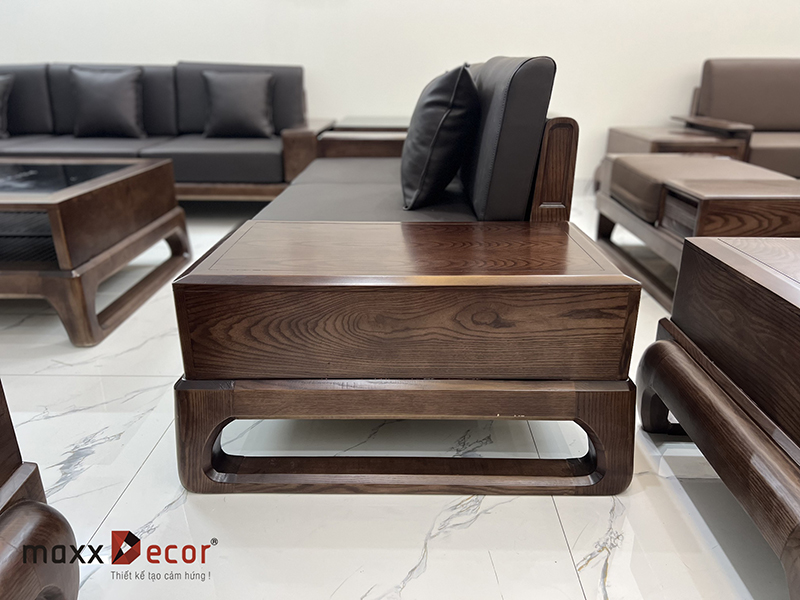 Review sofa gỗ tự nhiên cao cấp tại showroom maxxDecor