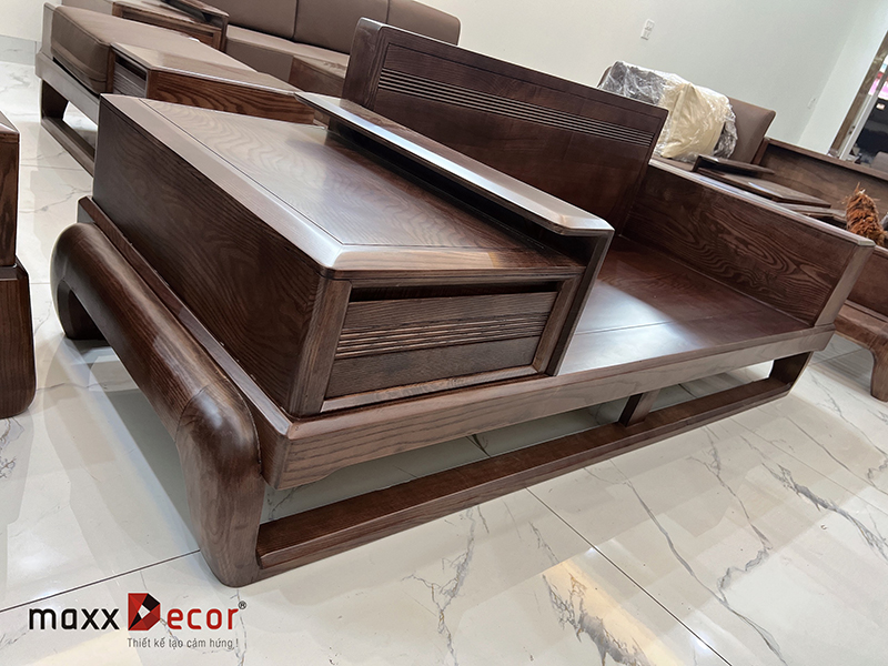 Review sofa gỗ tự nhiên cao cấp tại showroom maxxDecor