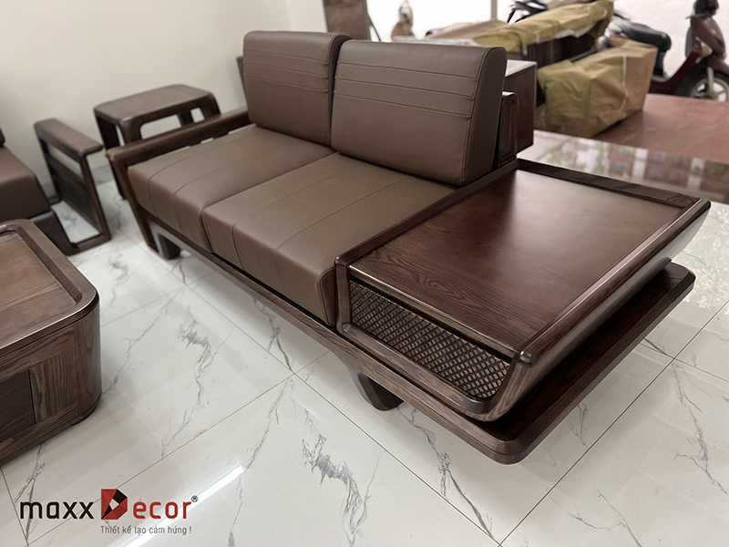 Review sofa gỗ tự nhiên cao cấp tại showroom maxxDecor