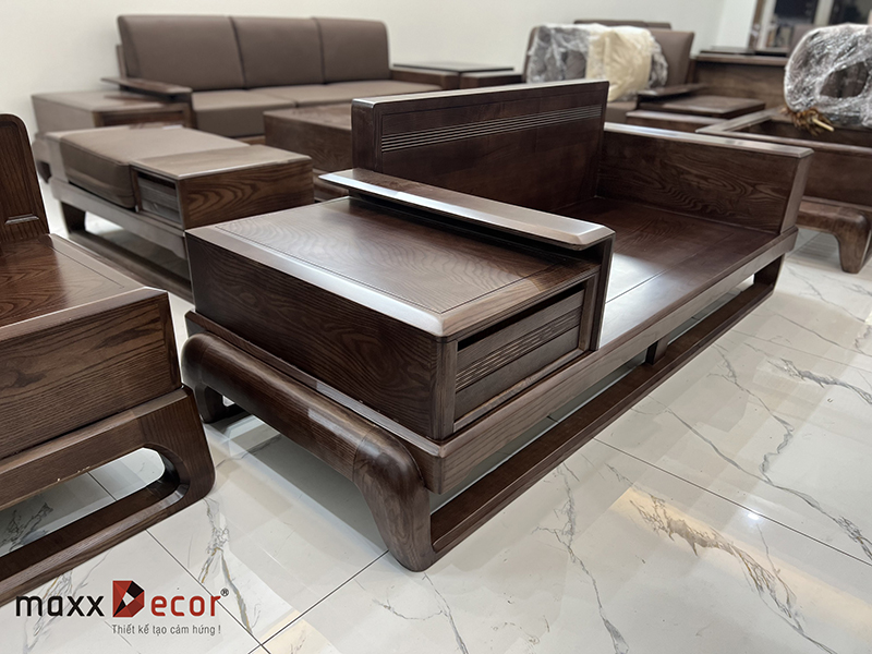 Review sofa gỗ tự nhiên cao cấp tại showroom maxxDecor